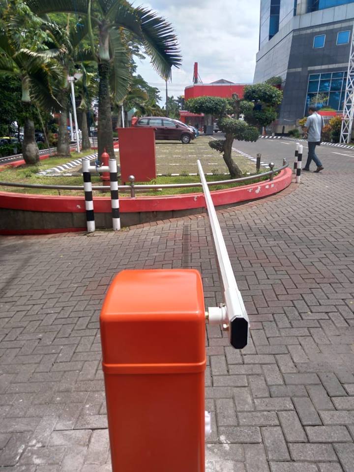 Parking System Telkom Pusat Malang